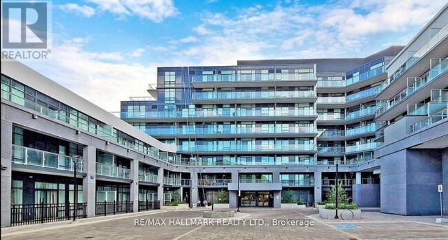 Photo du bâtiment - 621-621 Sheppard Ave E