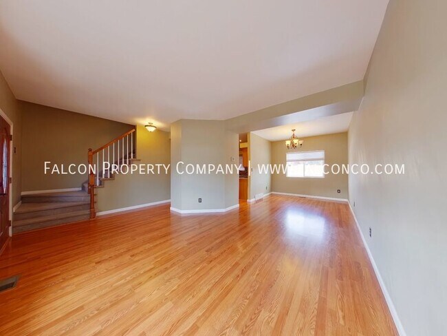 Foto del edificio - Extraordinary Home in Briargate! - Lease P...