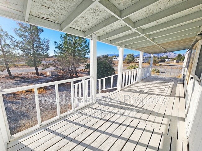 Building Photo - 1230 Windy Ln