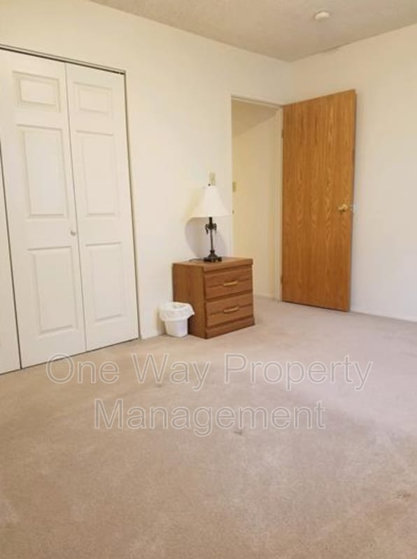 Building Photo - 68 12th St