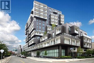 Building Photo - 80 Vanauley St