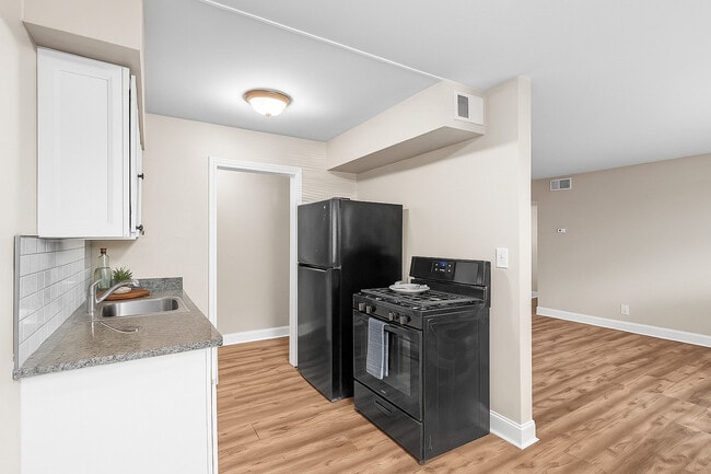Foto del edificio - Forest Ridge Apartments