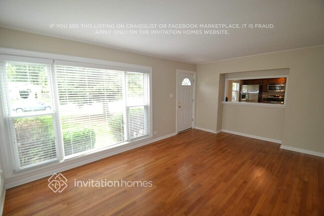 Building Photo - 642 E Le Moyne Ave