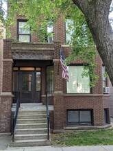 Building Photo - 3327 N Hamilton Ave