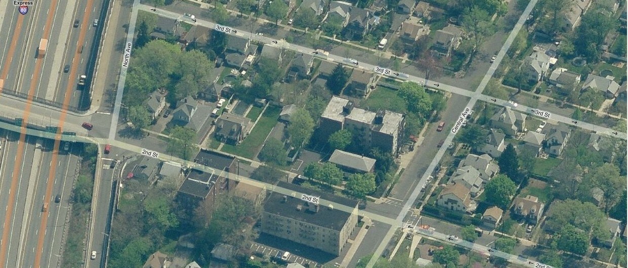 Aéreo - 101-107 Second St