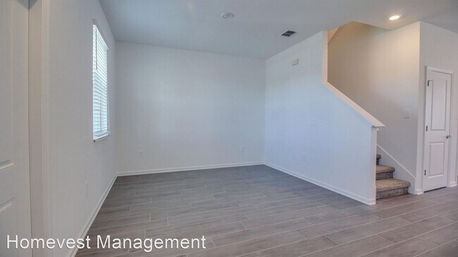 Foto del edificio - 3 br, 2.5 bath House - 11313 Great Rock St