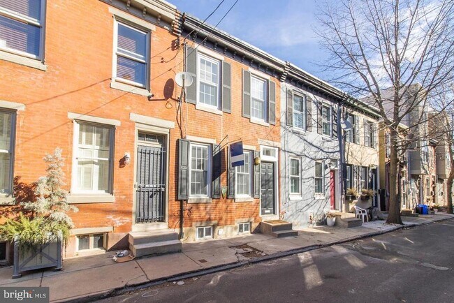 Foto del edificio - 1725 Webster St