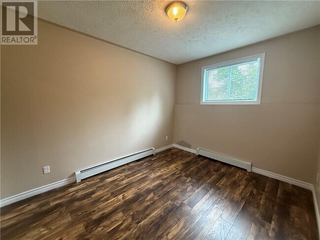 Photo du bâtiment - 189 First Avenue Unit# 7B