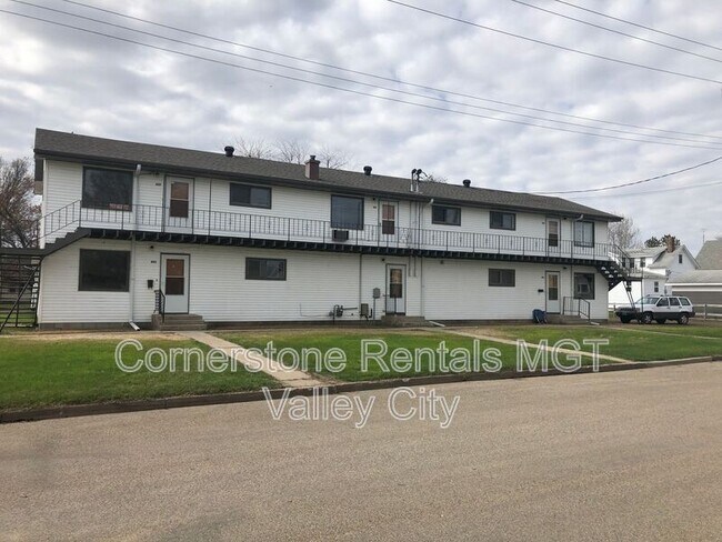 Foto del edificio - 815 3rd St SW