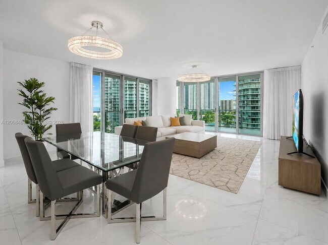Foto del edificio - 300 Sunny Isles Blvd