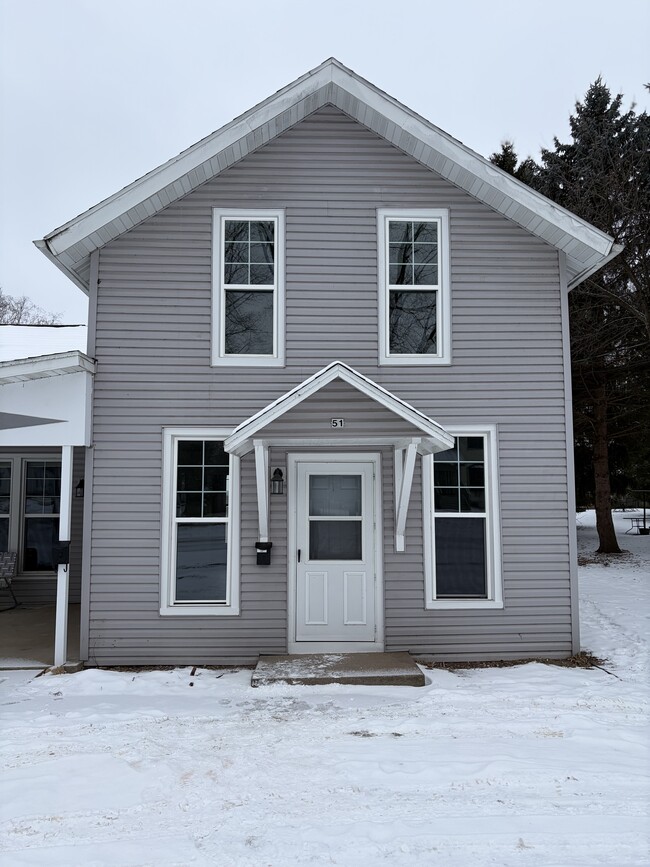 Building Photo - 51 W 14th St