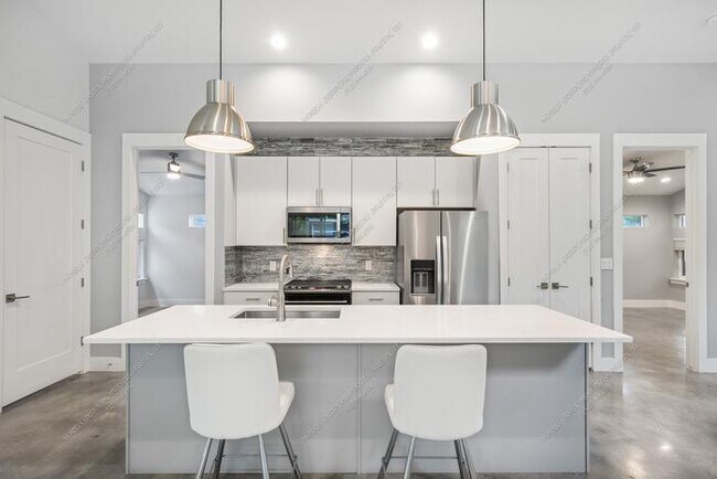 Foto del edificio - 505 W Odell St