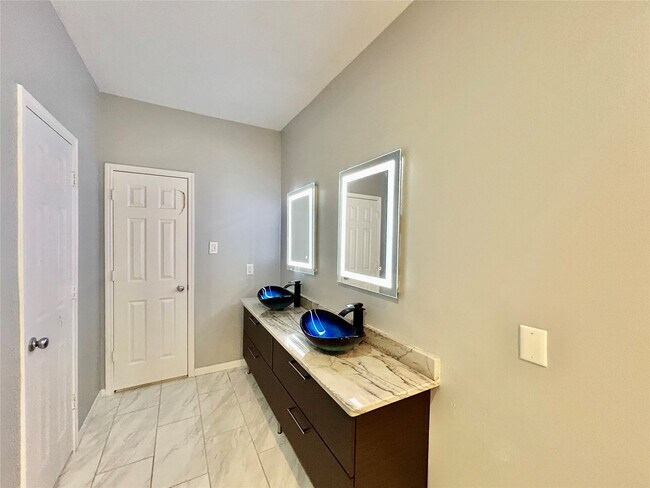 Foto del edificio - 22918 Breton Point Dr