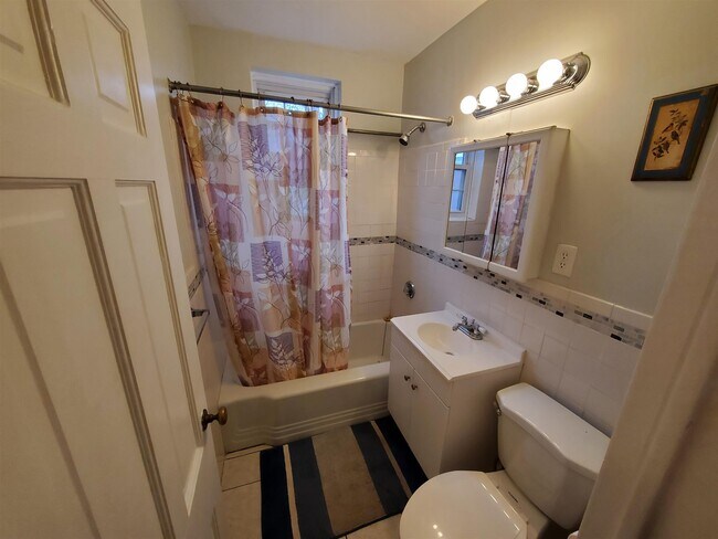 Foto del edificio - 16 Ware St