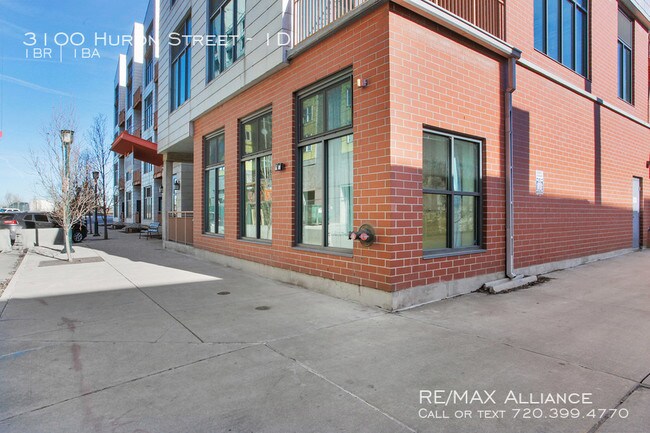 Building Photo - 3100 Huron Street