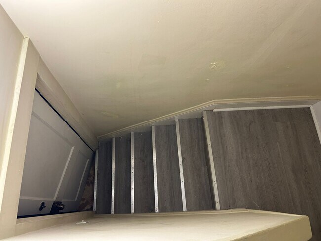 Foto del edificio - 2681 E 126th St