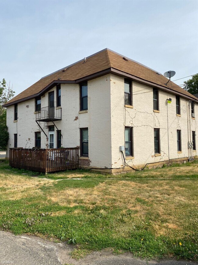 Foto del edificio - 2 br, 1 bath 4plex - Second Street Apartments