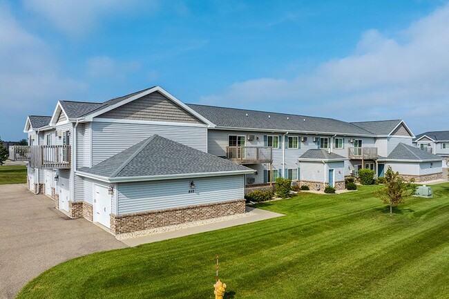 Building Photo - Heritage Farm Estates