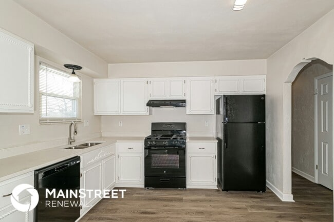 Building Photo - 618 Lime Rock Dr