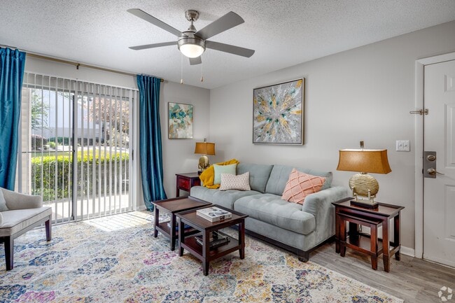 Building Photo - Waters Edge at Harbison