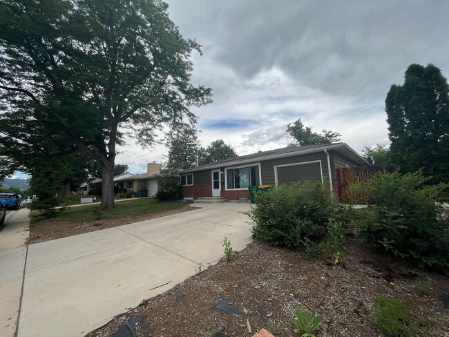 Building Photo - Fantastic Home with Finished Basement