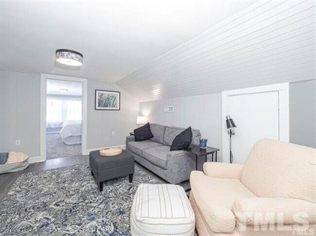 Foto del edificio - 113 Urban Drive - Bev Roberts Rentals and ...
