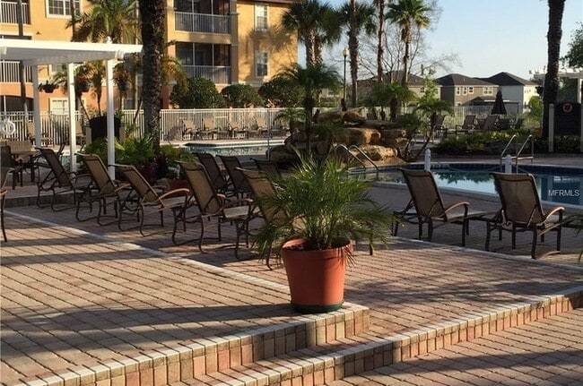 Foto del edificio - 5475 Vineland Rd