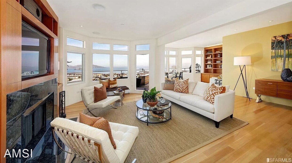 Primary Photo - 2 br, 2.5 bath House - 44 Macondray Lane #6W