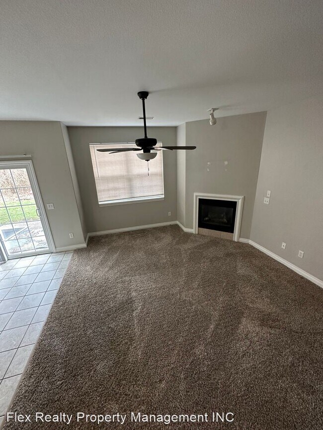 Building Photo - 3 br, 2.5 bath House - 2827 FLOEX DR