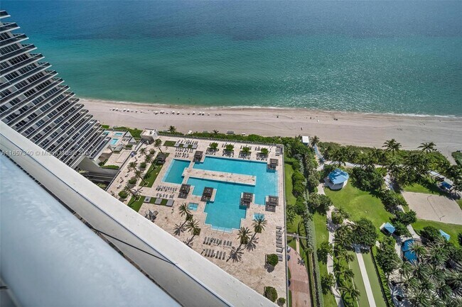 Foto del edificio - 1850 S Ocean Dr