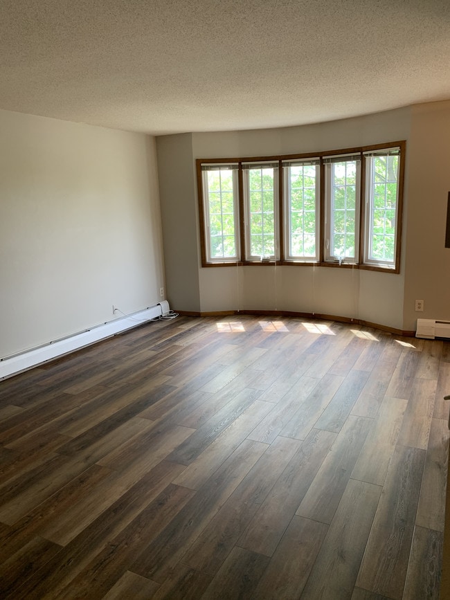 Building Photo - 6222 W 35th St