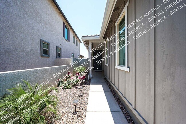 Foto del edificio - 22603 E Marsh Rd
