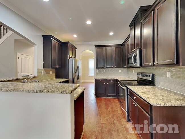 Building Photo - 3725 Warwick Way