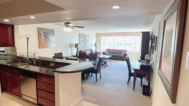 Building Photo - 5600 Collins Ave