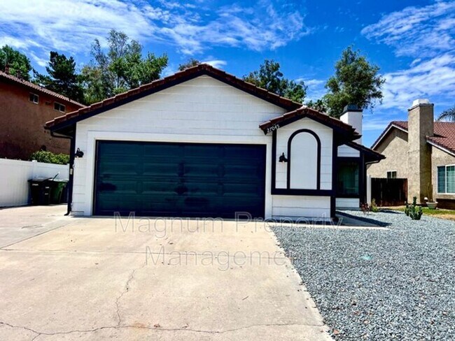 Building Photo - 27045 Rainbow Creek Dr