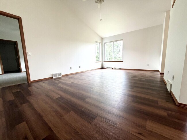 Foto del edificio - 1217 Glacier Hill Dr