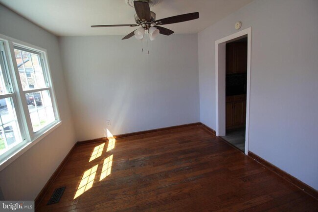 Foto del edificio - 2915 Pheasant Ln
