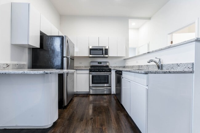 Foto del edificio - 2638 N Halsted St