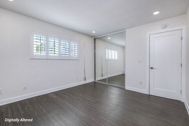 Foto del edificio - Updated 2-bedroom 2-bath condo in North Park!