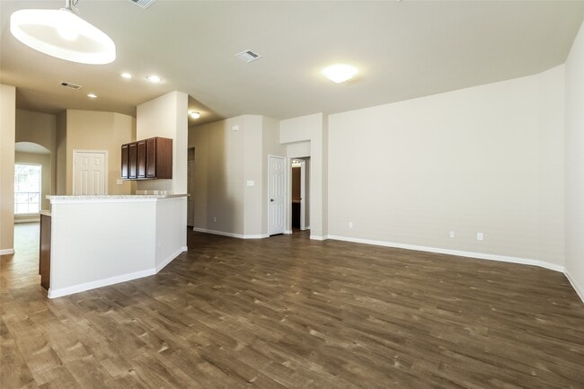 Building Photo - 11922 Brightwood Dr