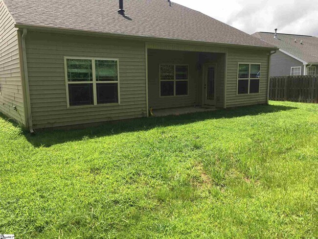 Building Photo - 235 Finley Hill Ct