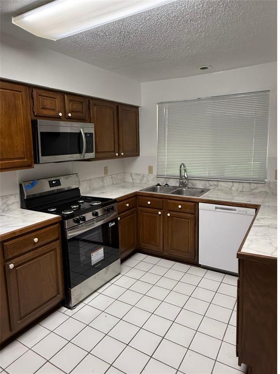 Foto del edificio - 11423 Bent Way St