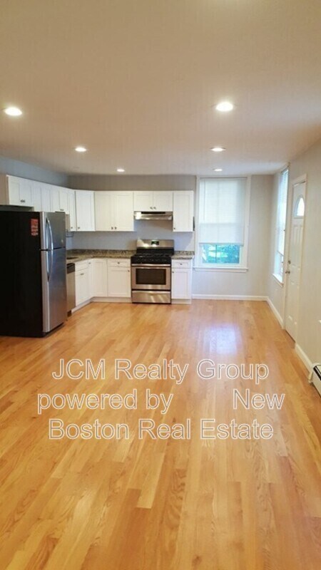 Building Photo - 33 Rockland St