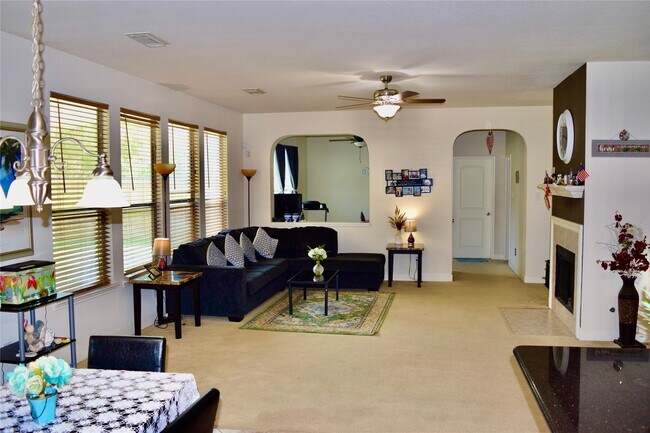 Foto del edificio - 16703 Summer Cypress Ct