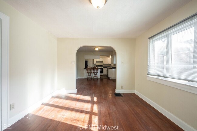 Foto del edificio - 4715 Caroline Ave