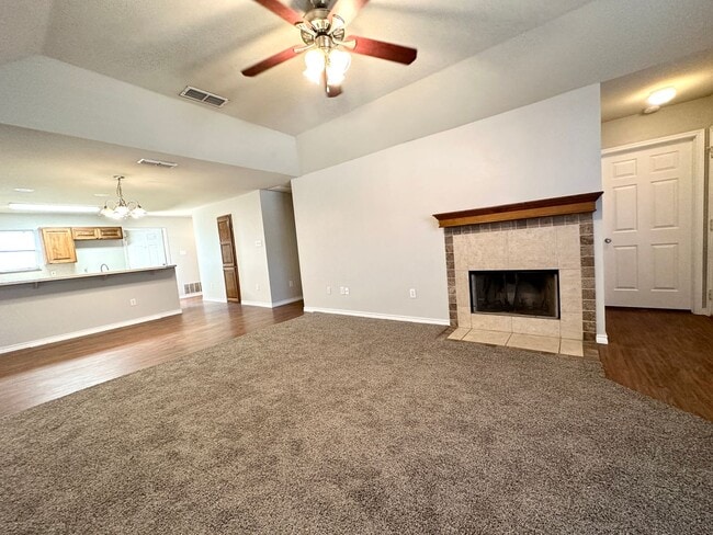 Building Photo - 3 bed 2 bath Frenship ISD