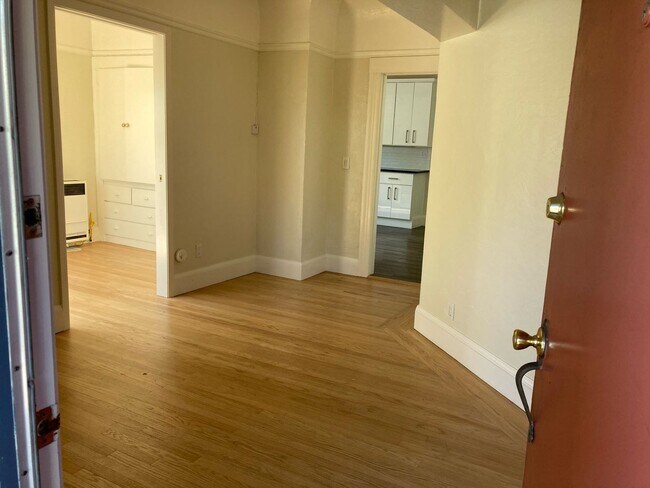 Foto del edificio - 2109 Cedar St