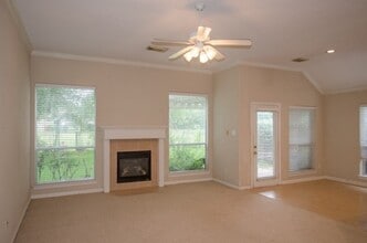 Building Photo - 21427 Willow Glade Dr