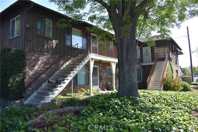 Building Photo - 5 E Forest Ave