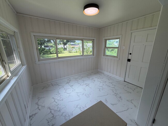 Foto del edificio - 8305 Morgan Ford Rd